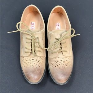 2 Lips Too tan oxfords with cut out details